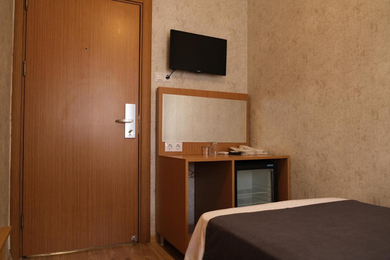Rhisos Otel Ризе Екстериор снимка