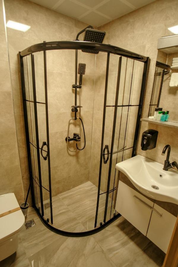 Rhisos Otel Ризе Екстериор снимка